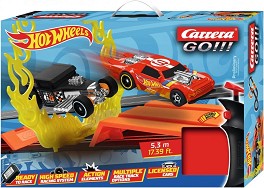      - Carrera -  2    Hot Wheels - 