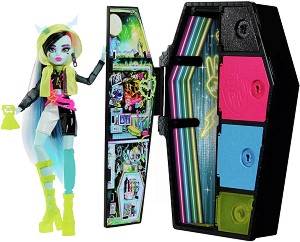   Skulltimate Secrets - Mattel -   Monster High - 